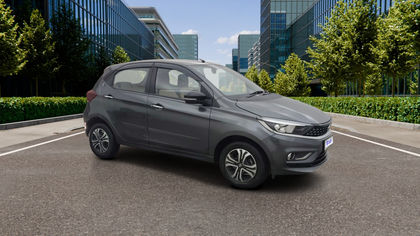 2023 Tata Tiago XZ प्लस सीएनजी