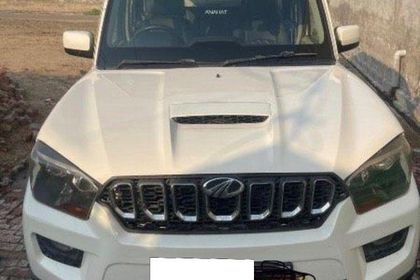 2015 Mahindra Scorpio 1.99 S10