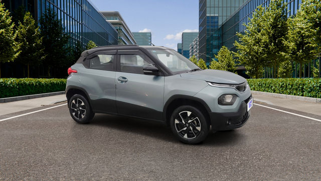 Second-hand 2023 Tata Punch क्रिएटिव AMT DT बीएस6 for sale in Pune