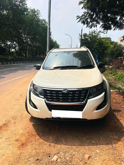 2019 Mahindra XUV500 W11 FWD Diesel