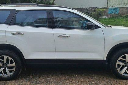 2022 Tata Safari XZ Plus 6 Str BSVI
