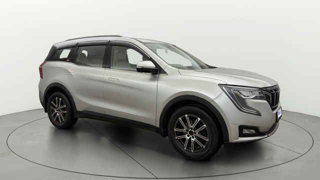 Second-hand 2023 Mahindra XUV700 एएक्स7 AT लक्ज़री Pack बीएस6 for sale in New Delhi