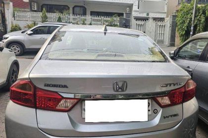 2015 Honda City i VTEC वी