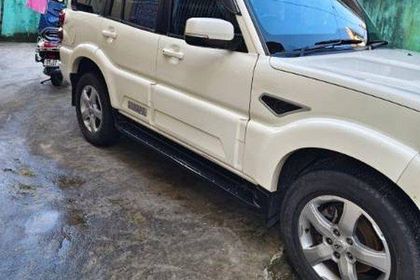 2021 Mahindra Scorpio S11