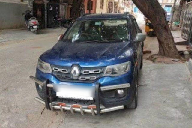 Second-hand 2019 Renault KWID 1.0 RXT AMT बीएस4 for sale in Hyderabad