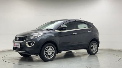 2018 Tata Nexon स्मार्ट प्लस एएमटी
