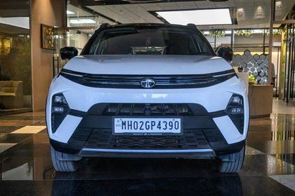 2025 Tata Nexon क्रिएटिव प्लस पीएस ड्यूल टोन