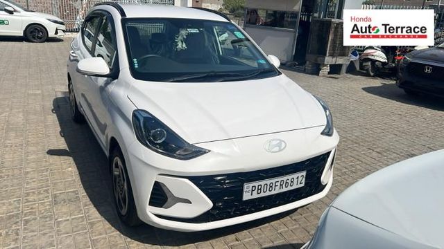 Hyundai Grand i10 Nios AMT स्पोर्टज़ Second-hand 2025 Hyundai Grand i10 Nios AMT स्पोर्टज़ for sale in Jalandhar