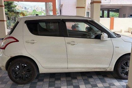 2017 Maruti Suzuki Swift ZXI BS3