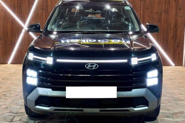 Second-hand 2024 Hyundai Alcazar Signature DCT for sale in Madurai