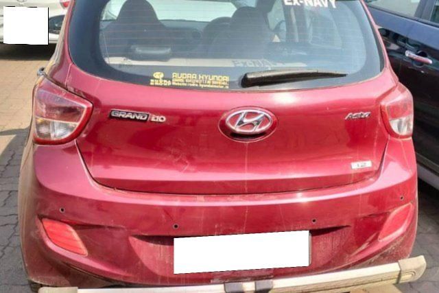 Second-hand 2016 Hyundai Grand i10 एस्टा ऑप्शन for sale in Bardhaman