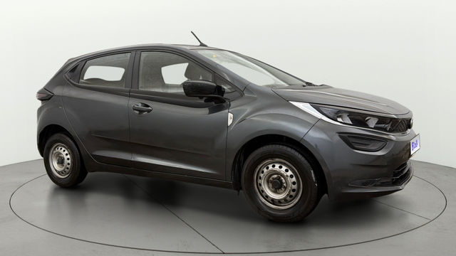 Second-hand 2020 Tata Altroz XE BSVI for sale in New Delhi