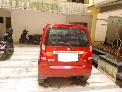 2018 Maruti Suzuki Wagon R वीएक्सआई ऑप्शनल