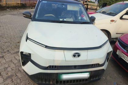 2025 Tata Punch EV Smart Plus