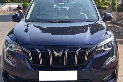 2022 Mahindra XUV700 AX7 Diesel AT BSVI
