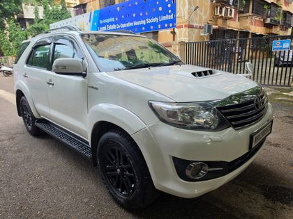 2015 Toyota Fortuner 4x2 मैनुअल