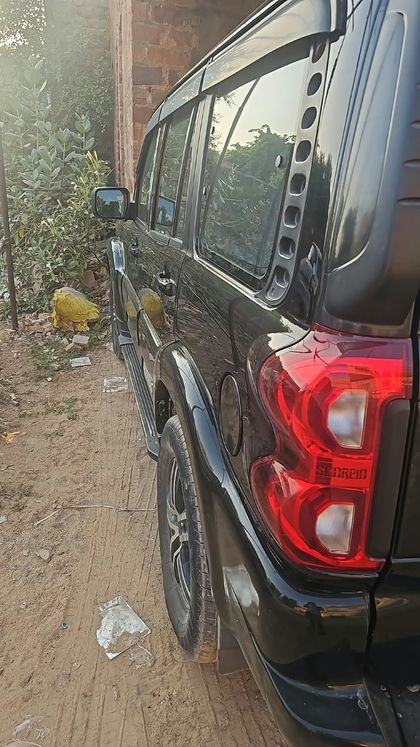 2016 Mahindra Scorpio 1.99 S10