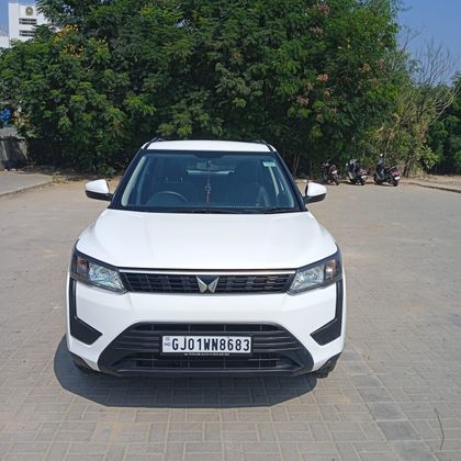 2023 Mahindra XUV300 W4 Diesel BSVI
