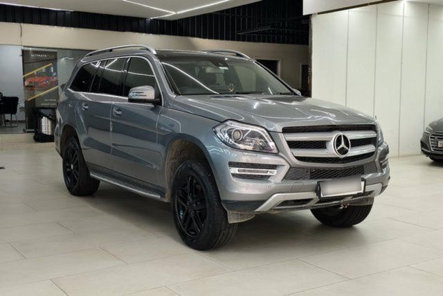 Mercedes-Benz GL-Class 350 CDI नीला Efficiency Second-hand 2014 Mercedes-Benz GL-Class 350 CDI नीला Efficiency for sale in Hyderabad