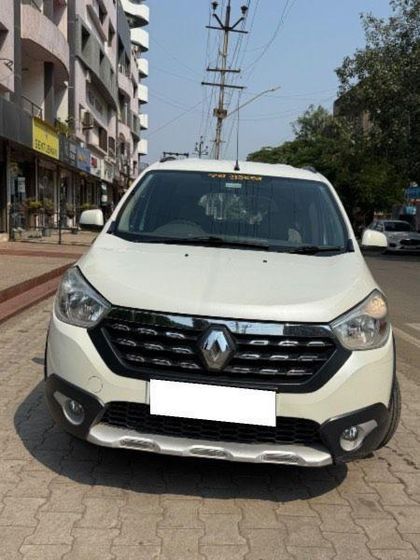 2017 Renault Lodgy Stepway 110PS RXZ 7S