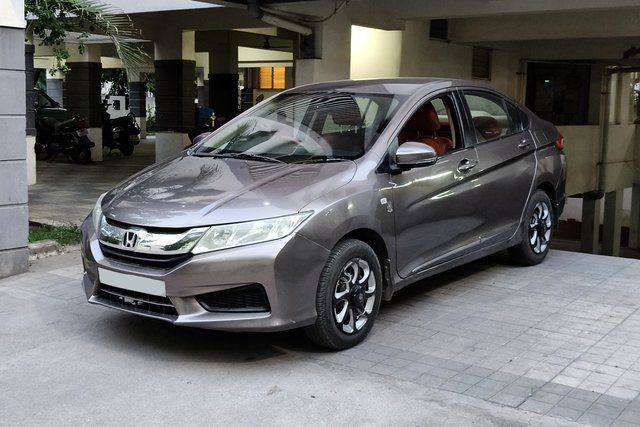 Honda City i VTEC एसवी Second-hand 2014 Honda City i VTEC एसवी for sale in Hyderabad