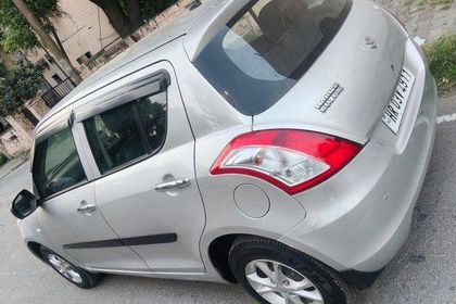 2017 Maruti Suzuki Swift LXI Option