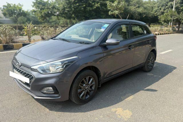 Second-hand 2020 Hyundai i20 स्पोर्टज़ प्लस for sale in New Delhi