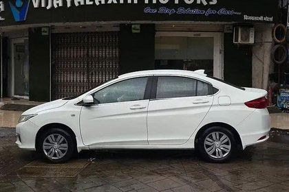 2014 Honda City i DTEC एसवी