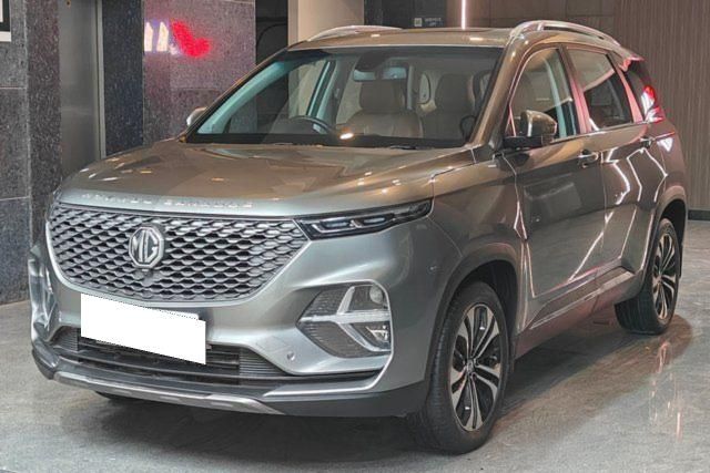 MG Hector Plus Sharp CVT Second-hand 2022 MG Hector Plus Sharp CVT for sale in Ahmedabad