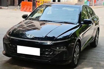 2024 Hyundai Verna SX IVT