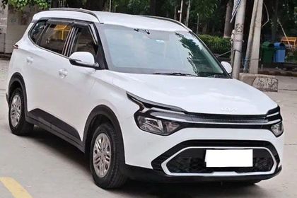 2023 Kia Carens Luxury Plus iMT 6 STR