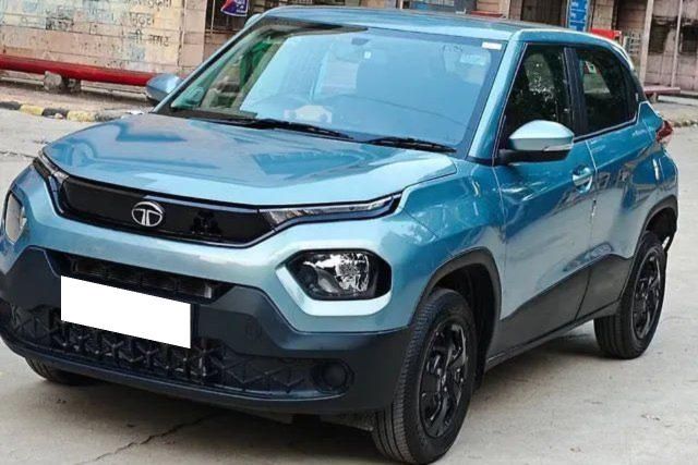 Second-hand 2025 Tata Punch Adventure for sale in New Delhi