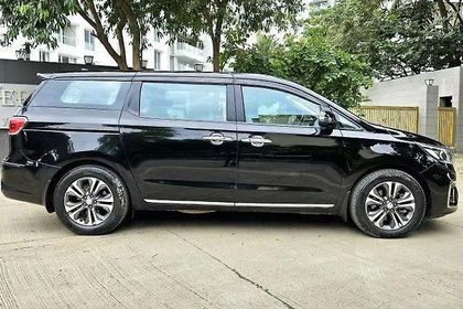 2020 Kia Carnival प्रीमियम 8 STR
