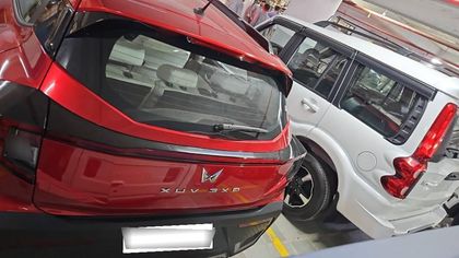 2024 Mahindra XUV 3XO AX5