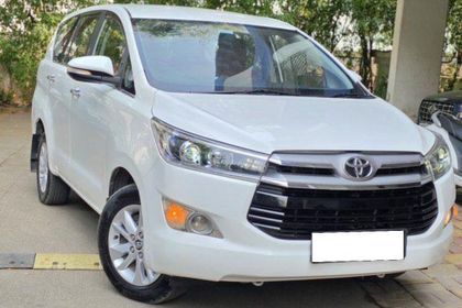 2017 Toyota Innova Crysta 2.4 वीएक्स MT बीएस4