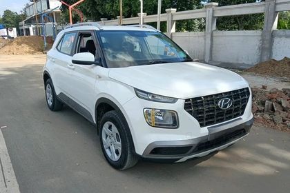 2020 हुंडई वेन्यू S BSIV