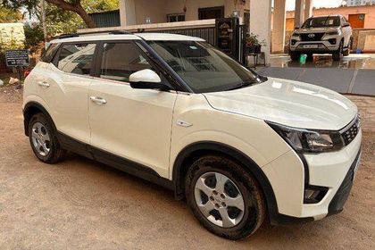 2019 Mahindra XUV300 W6 AMT डीजल बीएस4