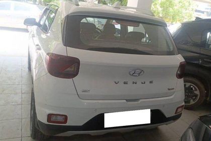2020 Hyundai Venue एस रेनफोर्स्ड बीएस4