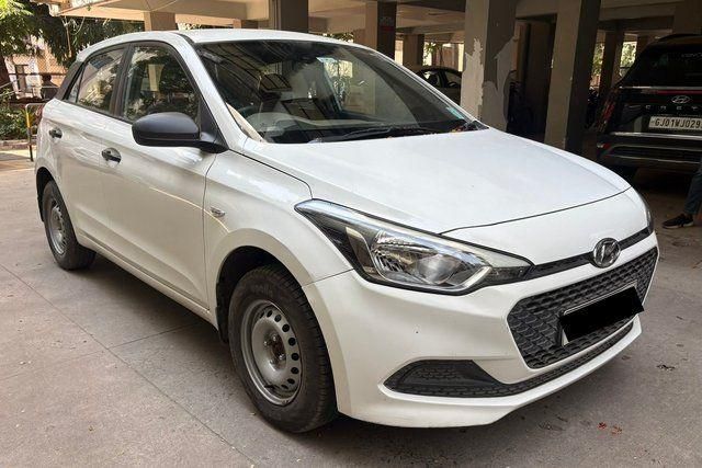 Hyundai i20 एरा बीएस4 Second-hand 2019 Hyundai i20 एरा बीएस4 for sale in Ahmedabad