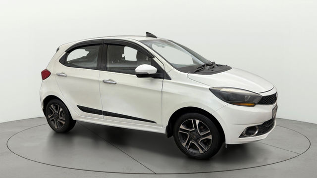 Second-hand 2019 Tata Tiago XZ Plus for sale in Greater Noida