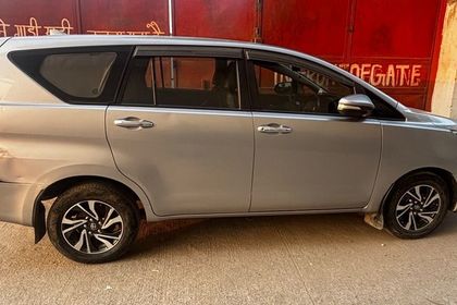 2022 Toyota Innova Crysta 2.4 G 7 STR
