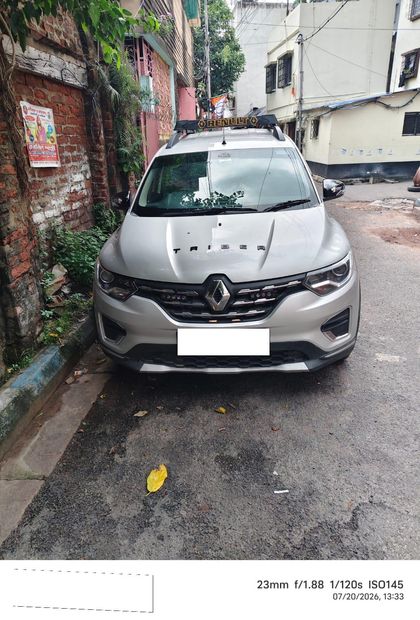 2022 Renault Triber RXT बीएस6