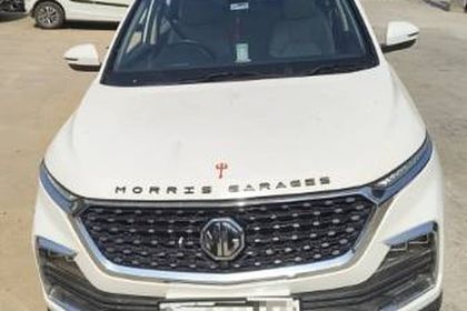 2023 MG Hector Sharp डीजल MT