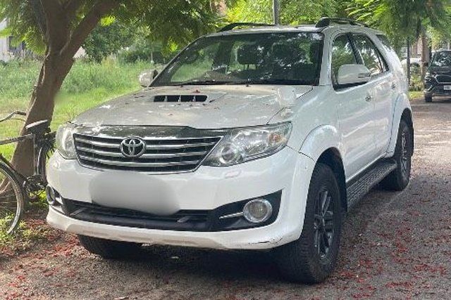 Toyota Fortuner 2.5 4x2 AT TRD Sportivo Second-hand 2016 Toyota Fortuner 2.5 4x2 AT TRD Sportivo for sale in Ludhiana