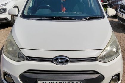 2016 Hyundai Grand i10 Sportz