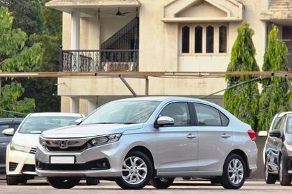 2018 Honda Amaze V CVT Petrol BSIV
