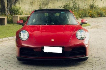 2025 Porsche 911 करेरा