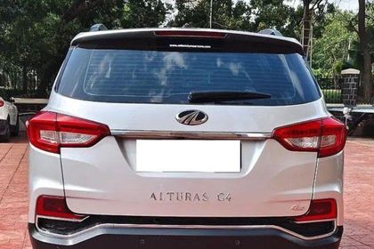 2019 Mahindra Alturas G4 4X2 AT बीएस4