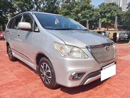 2014 Toyota Innova 2.5 G (Diesel) 8 Seater BS IV