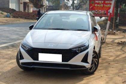 2024 Hyundai i20 एस्टा